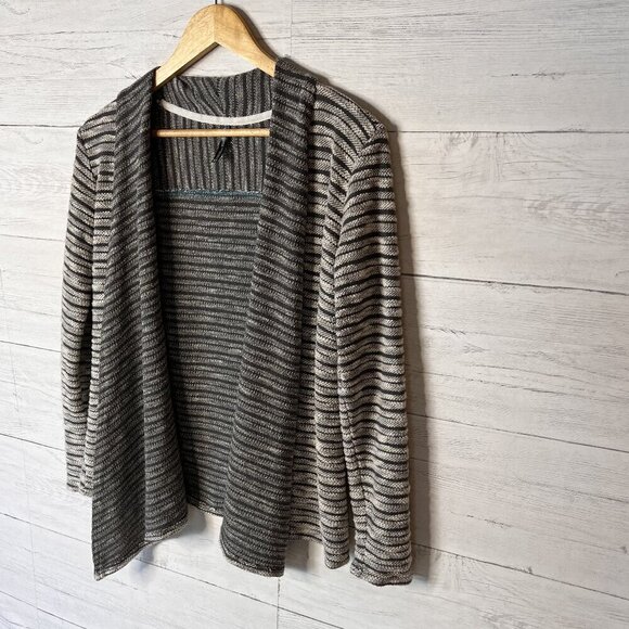 Kuhl Cardigan Womens Size XS Gray & White Asymmetric Hem Lightweight Gorpcore - Picture 4 of 14